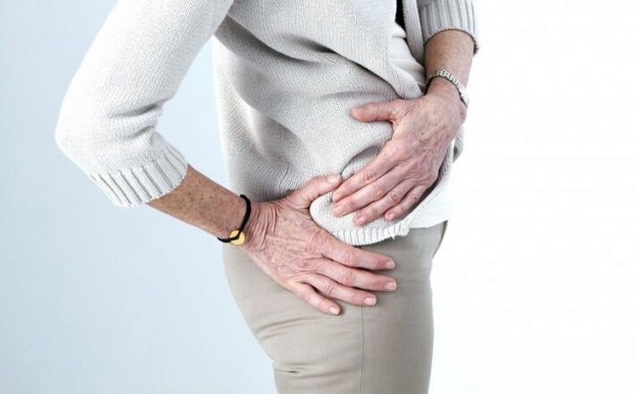 Hip arthropathy in elderly women